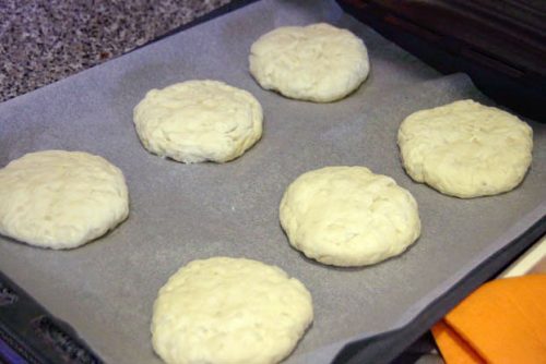 Zwiebelbrötchen – vanillakitchen